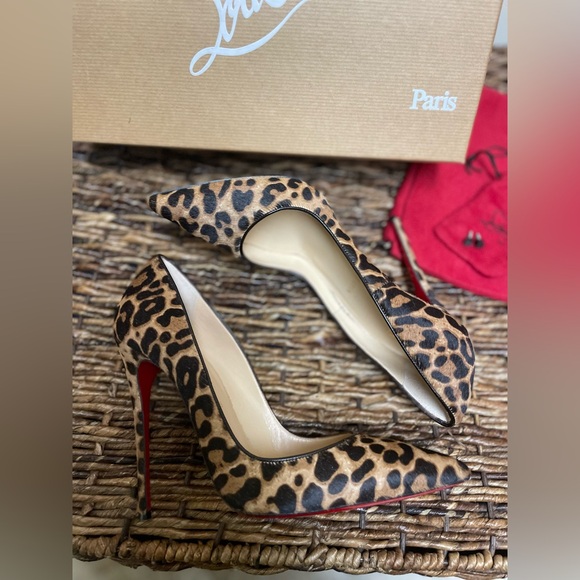 Christian Louboutin So Kate Cheetah Print Pumps - Picture 10 of 10
